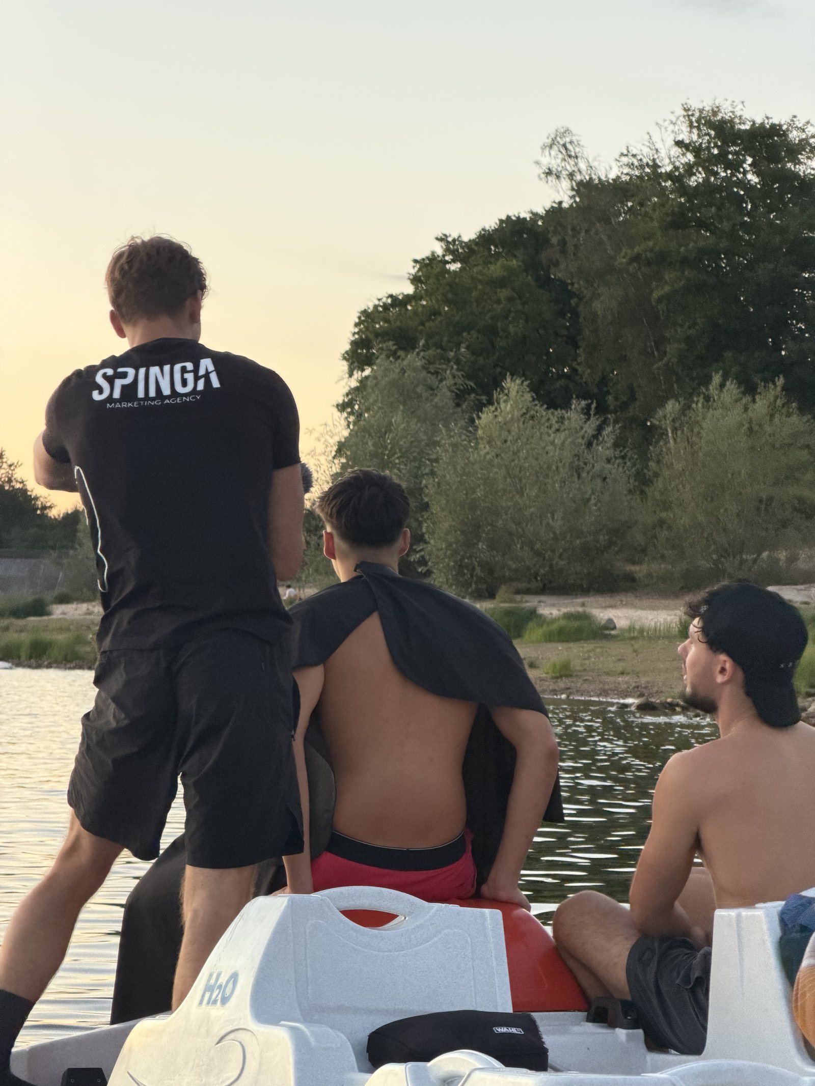 Tournage vidéo par l'équipe Spinga